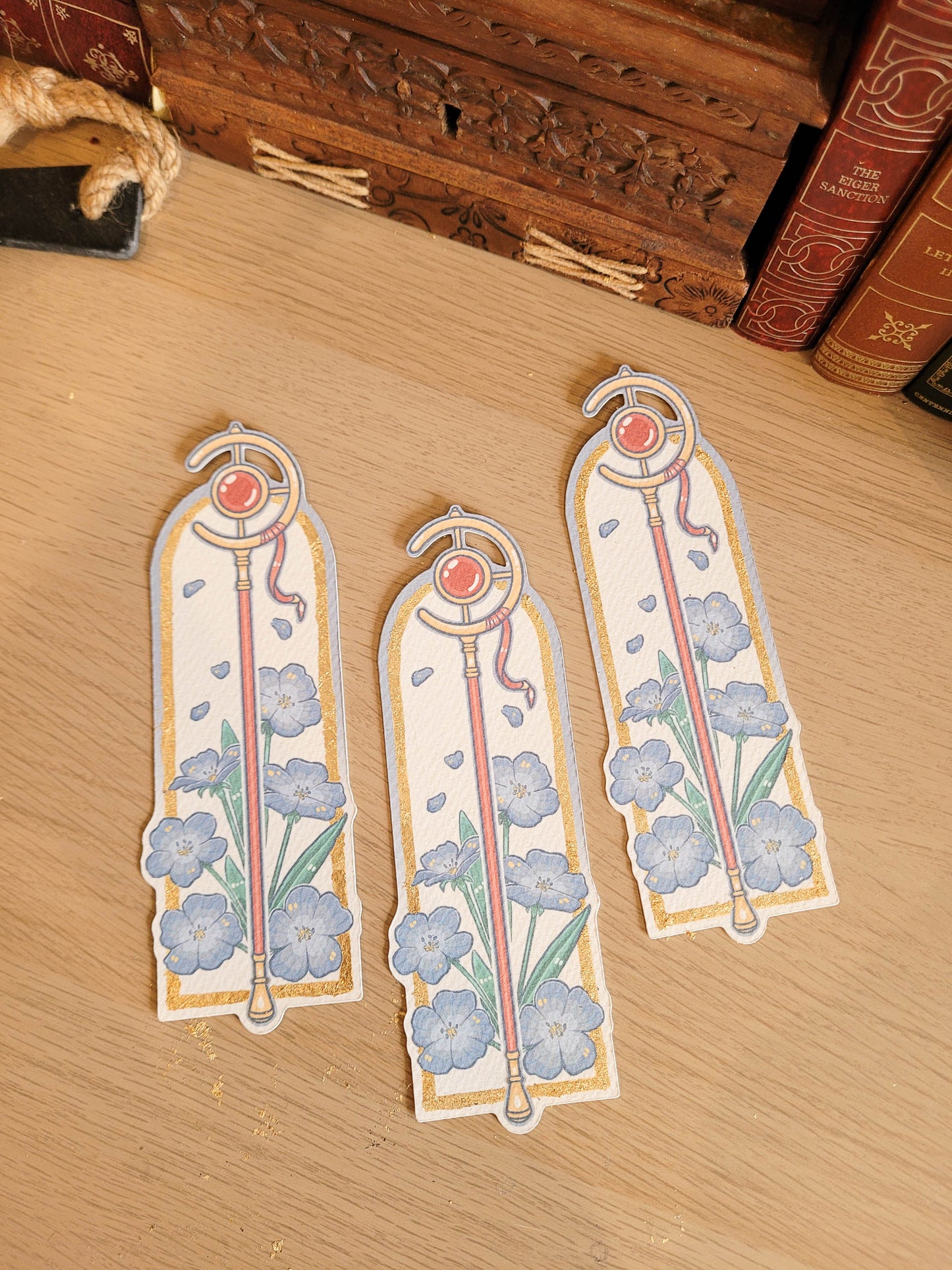 🦋 blue flowers foil bookmark